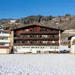 Brixen Alpin Living 8 *