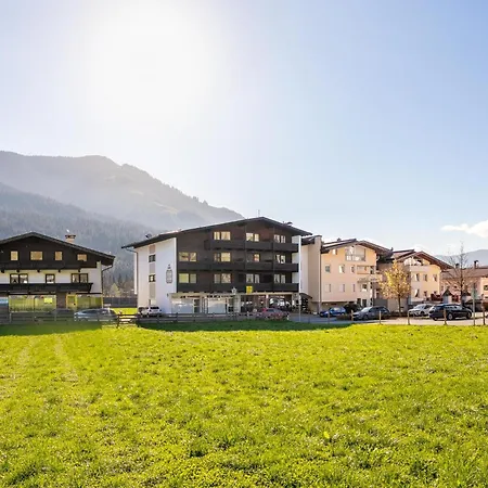 Brixen Alpin Living 8 Apartamento Brixen im Thale