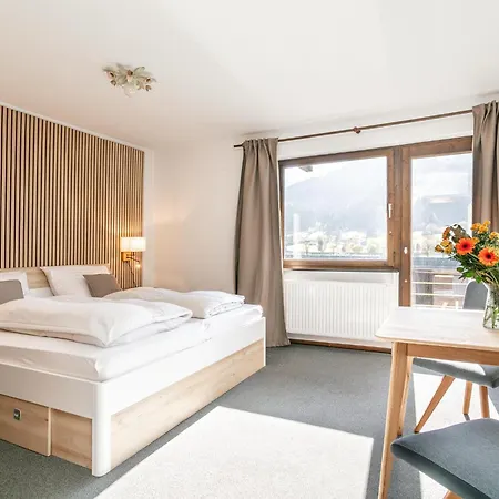 Brixen Alpin Living 8 * Бриксен-им-Тале